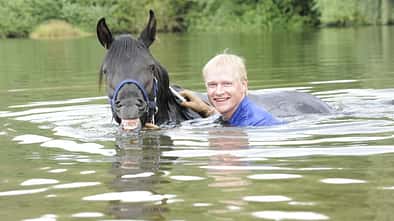 CAV Wasser Wasser-Training Stefan Valentin Horsemanship_23