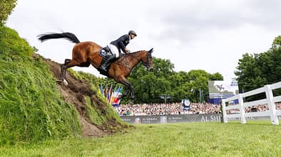 Andre Thieme und sein Pferd Paule beim Deutschen Spring-Derby 2025 in Hamburg