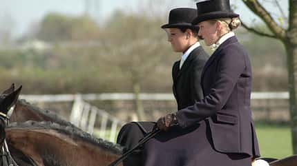 CAV 0210 Damensattel reiten 11 CAV 0210 Damensattel reiten 11