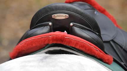 CAV Sattel-Pads Pads Sattelunterlage Test Messung CAV Sattel-Pads Pads Sattelunterlage Test Messung