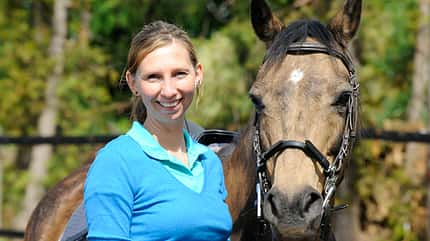 CAV Gebisslos reiten Zaum Zäumung - Cathrin Flößer CAV Gebisslos reiten Zaum Zäumung - Cathrin Flößer