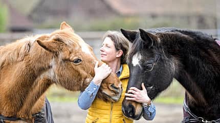CAVALLO Hautnah bei Nicole Künzel Hautnah bei Nicole Künzel