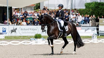 Isabell Werth, Wendy de Fontaine, Dressur, Dressurreiten, deutsches Team, FEI Dressage Nations Cup
Isabell Werth und Wendy de Fontaine während einer Dressurprüfung im Viereck
